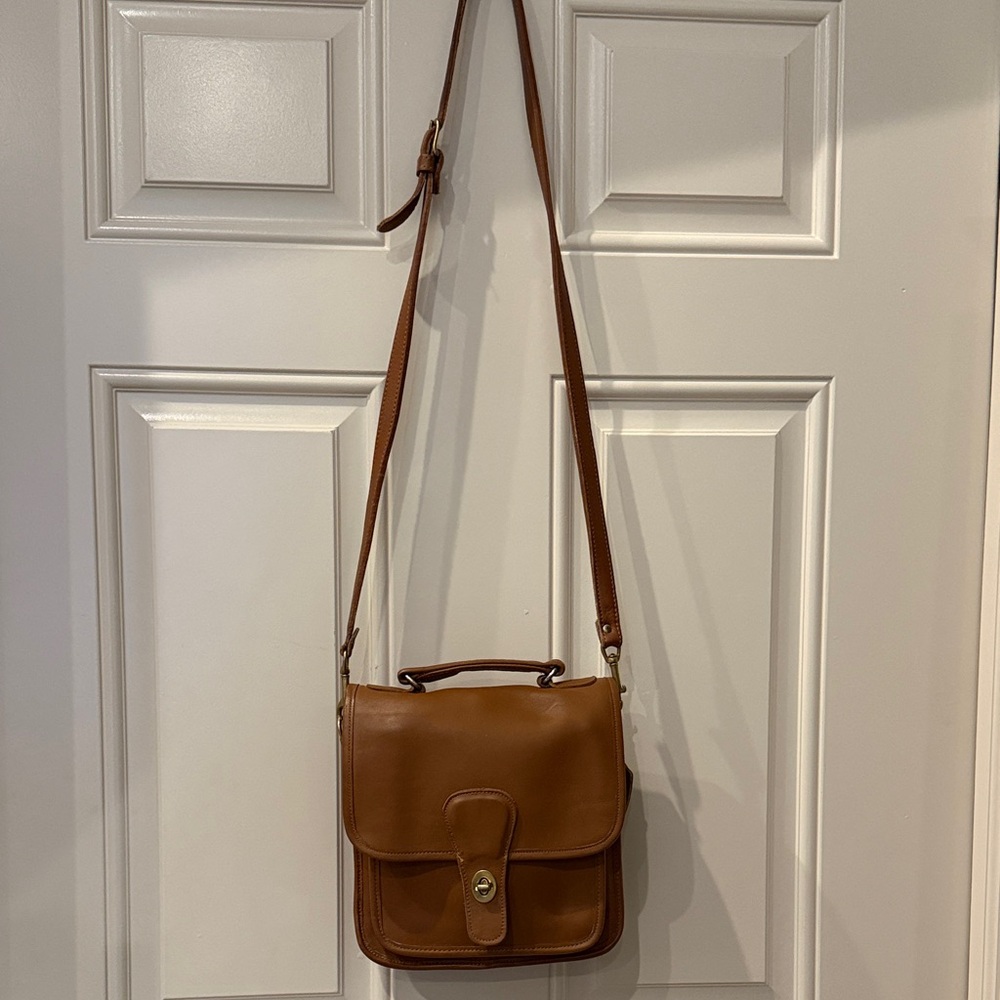 Coach Tan Leather Men's Messenger Bag